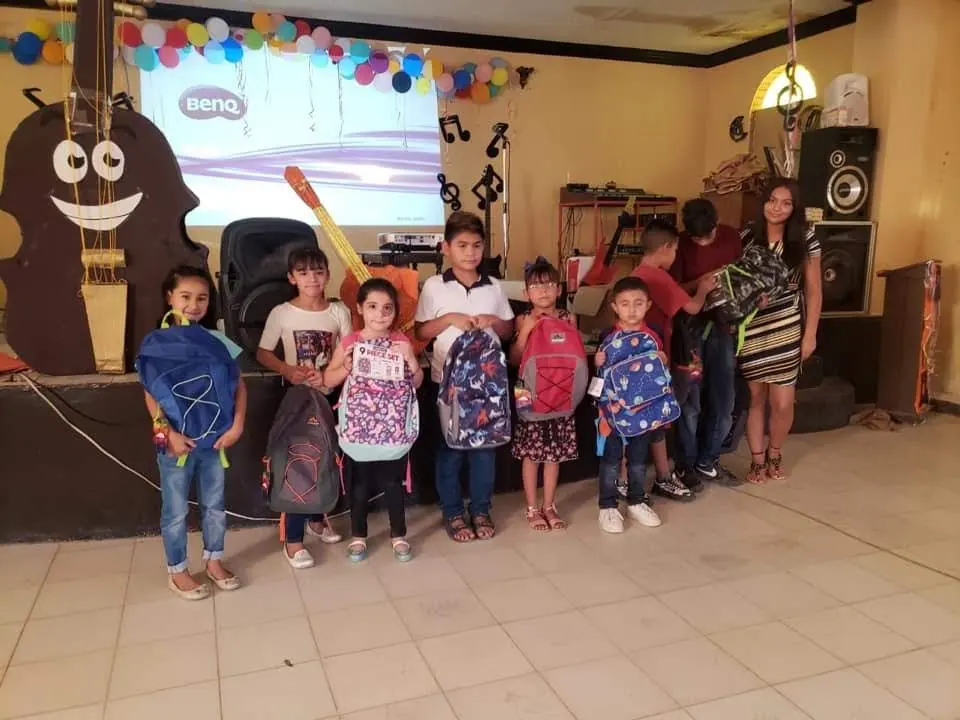 Recuerdo de Share the Love · junio de 2025 · 23