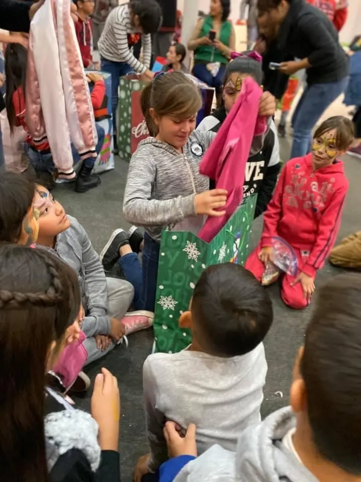 Recuerdo de Share the Love · diciembre de 2025 · 6