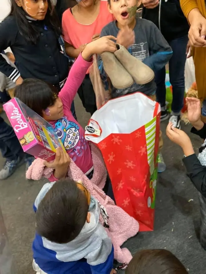 Recuerdo de Share the Love · diciembre de 2025 · 8