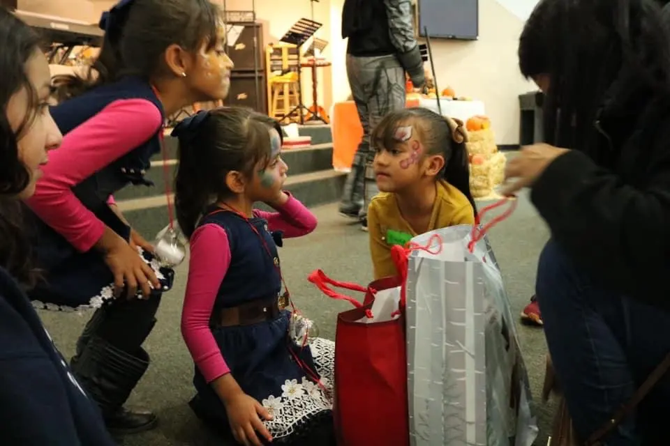 Recuerdo de Share the Love · diciembre de 2025 · 16